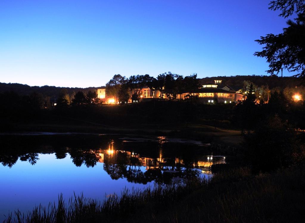 Deerhurst Resort Huntsville Exteriör bild